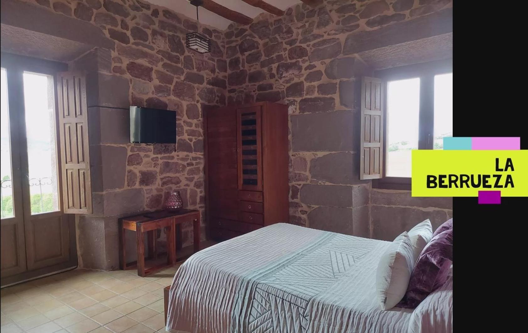 Hostal Rural Ioar Sorlada Dış mekan fotoğraf